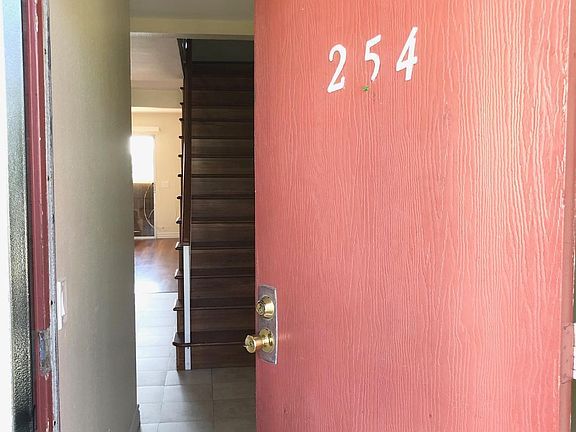 3rd image of 259 S Ventura Rd Unit 254