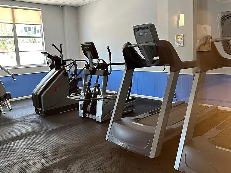 4250 Galt Ocean Dr #9F — Photo 28