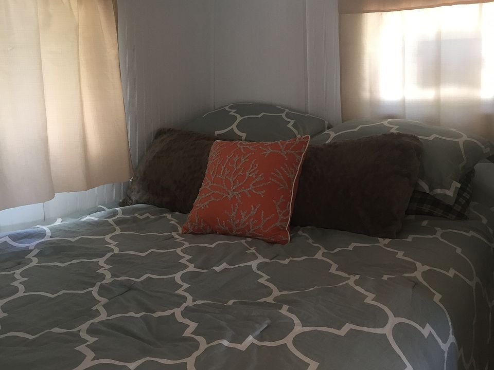 1st image of 4172 England Dr