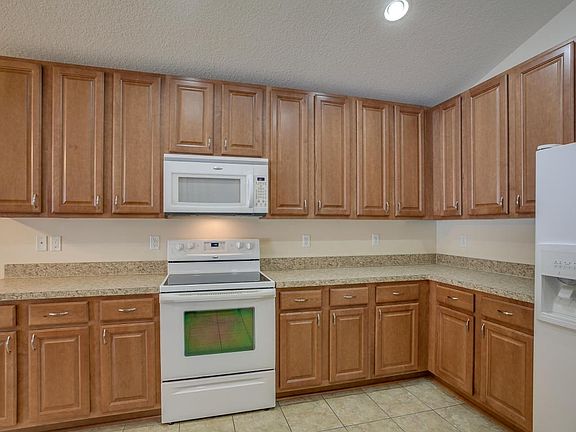 Kitchen_View_2