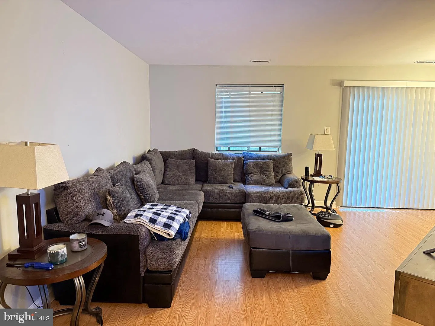 1 bed, 1.0 bath, 884 sqft, $1,800 — Photo 4
