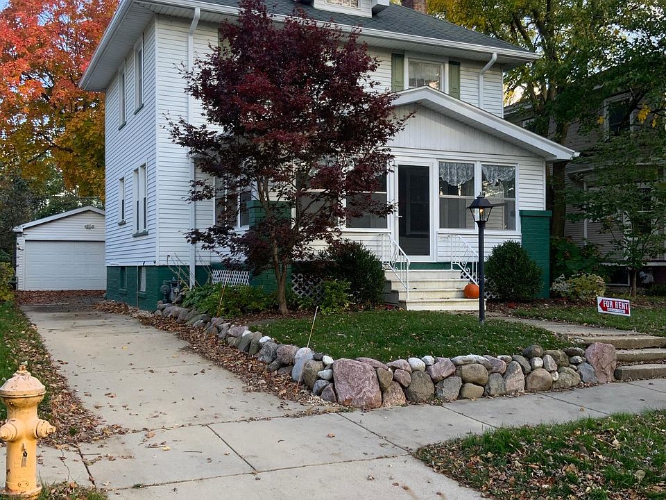 #210, Woodland Avenue, Bloomington, IL 61701.