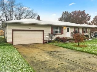 2236 Innwood Dr, Youngstown, OH