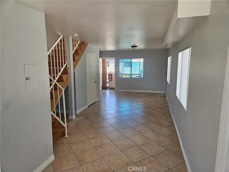 14159 Gilmore St #9 — Photo 8