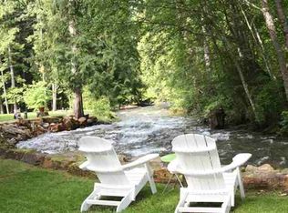 442 Creekside Ln, Hope, ID 83836