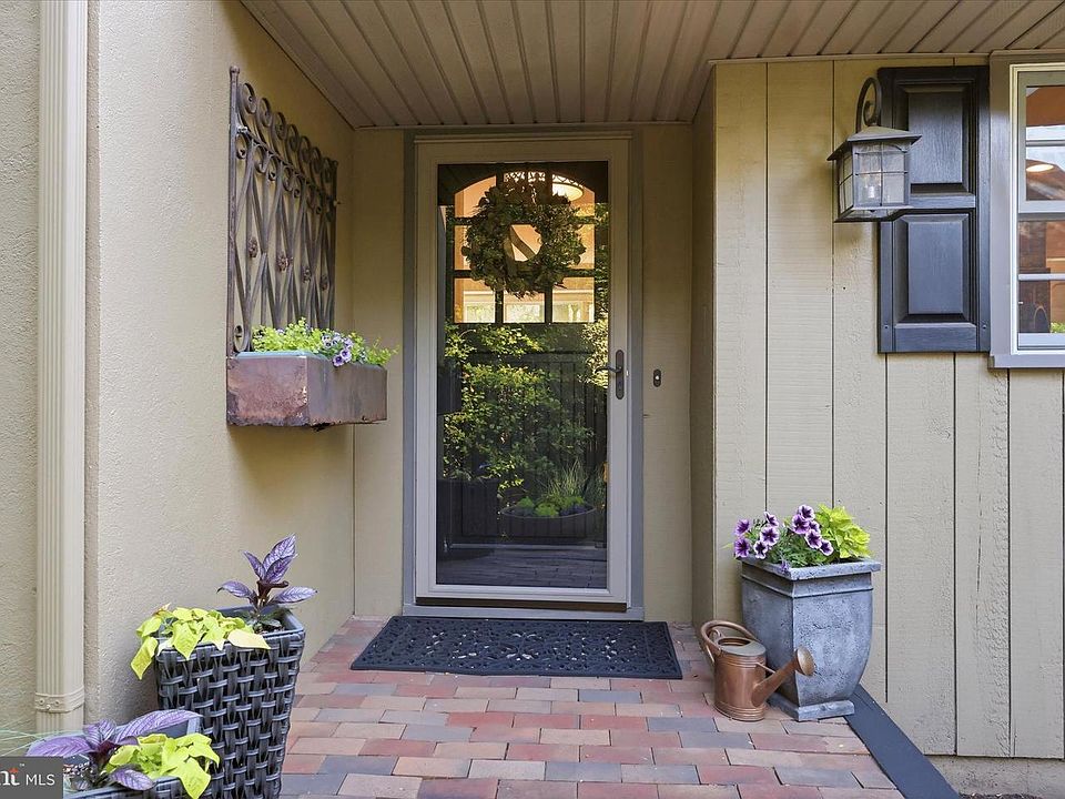 10 E Riding Dr, Cherry Hill, NJ 08003 | Zillow