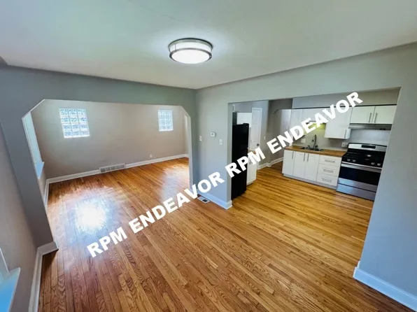 7430 Canton Ave, Saint Louis, MO 63130