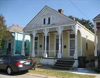4th image of 920 N Lopez St