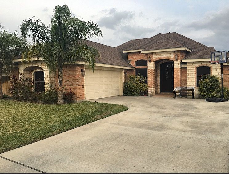 3 bedroom 2 1/2 bath home