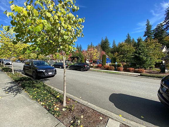 Park right in front of the house