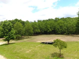 6210 Green Valley Rd, Clinton, IL 61727