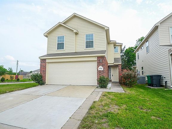 3rd image of 5747 Roseglen Meadow Ln