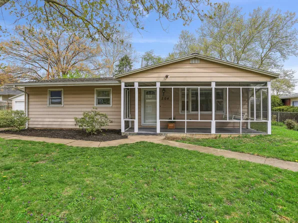 204 Birch St, Champaign, IL 61820