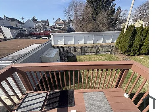 4 Henshaw Ct #2R — Photo 7