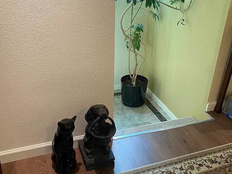 2707 California Ave SW #200 — Photo 8
