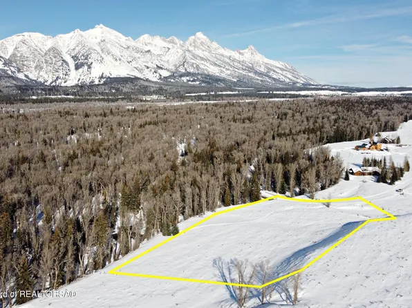 8625 Porter Loop, Jackson, WY 83001