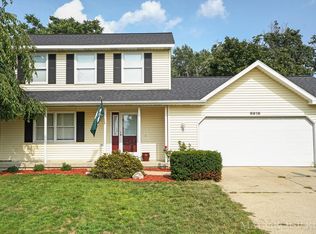6916 Todd Ave, Jenison, MI 49428