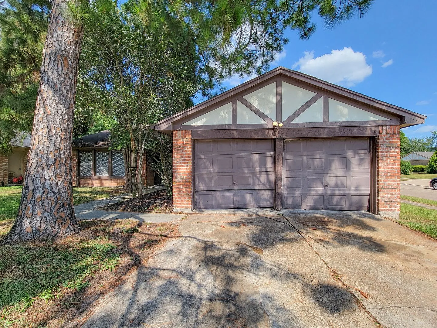 Huge 4 Bedroom 2 Bath 1 Story With 1954 Sf In Sw Houston — Photo 2