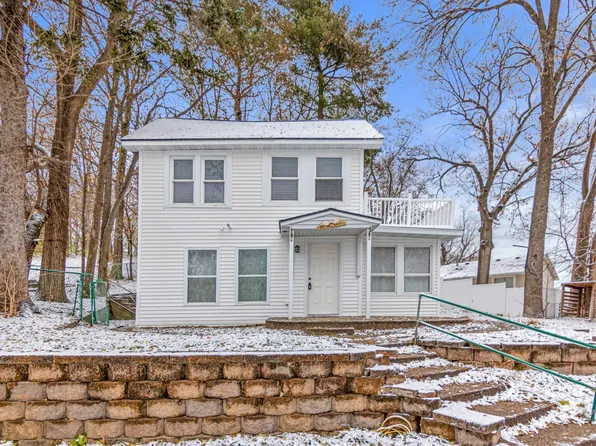 2156 Sandy Ln, Mound, MN 55364