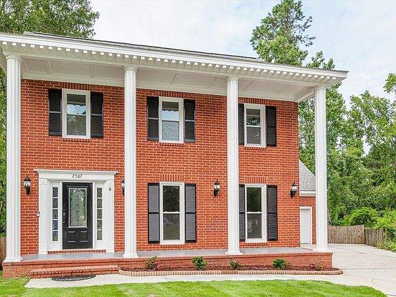 3rd image of 2507 Pinebluff Court