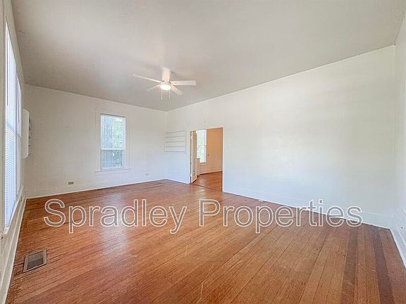 2nd image of 305 N Pearl St