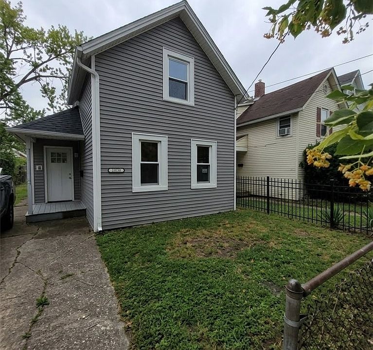 1st image of 2059 W 42nd St