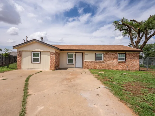 2621 E Baylor St, Lubbock, TX 79403