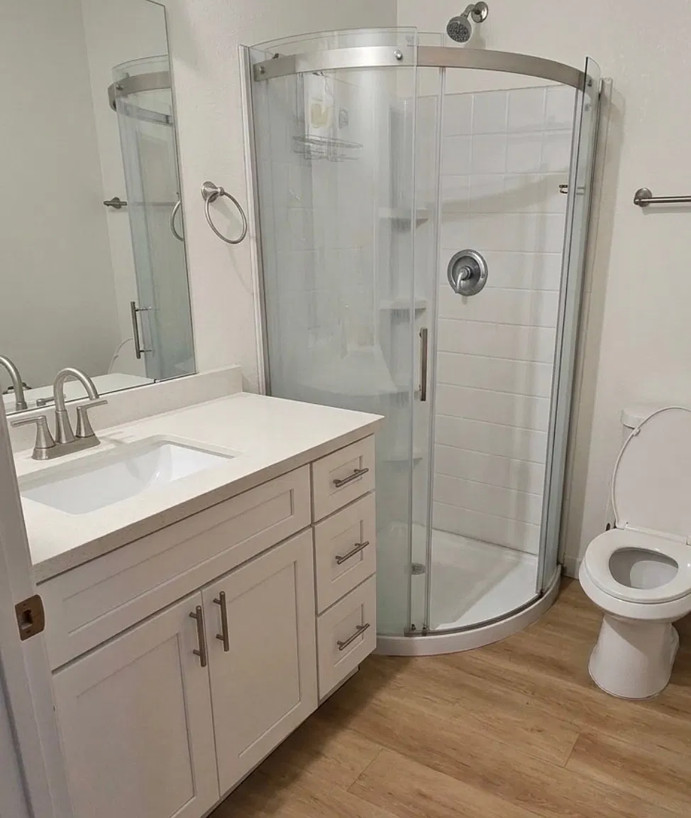 1 bed, 400 sqft, $1,800 — Photo 3