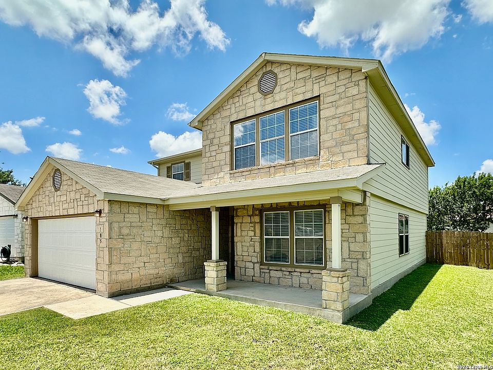 1st image of 105 willow path