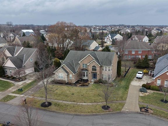 3rd image of 8232 Coral Bell Ct