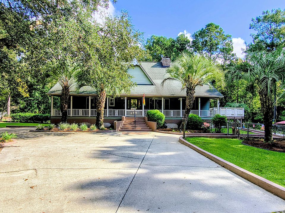 1st image of 219 Ridge Lake Dr