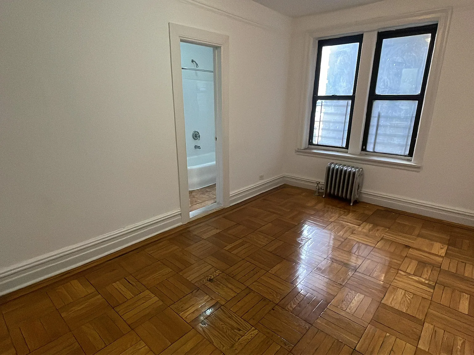 2825 Grand Concourse — Photo 3