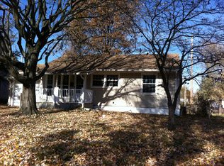 207 Midlothian Rd, Saint Louis, MO 63137