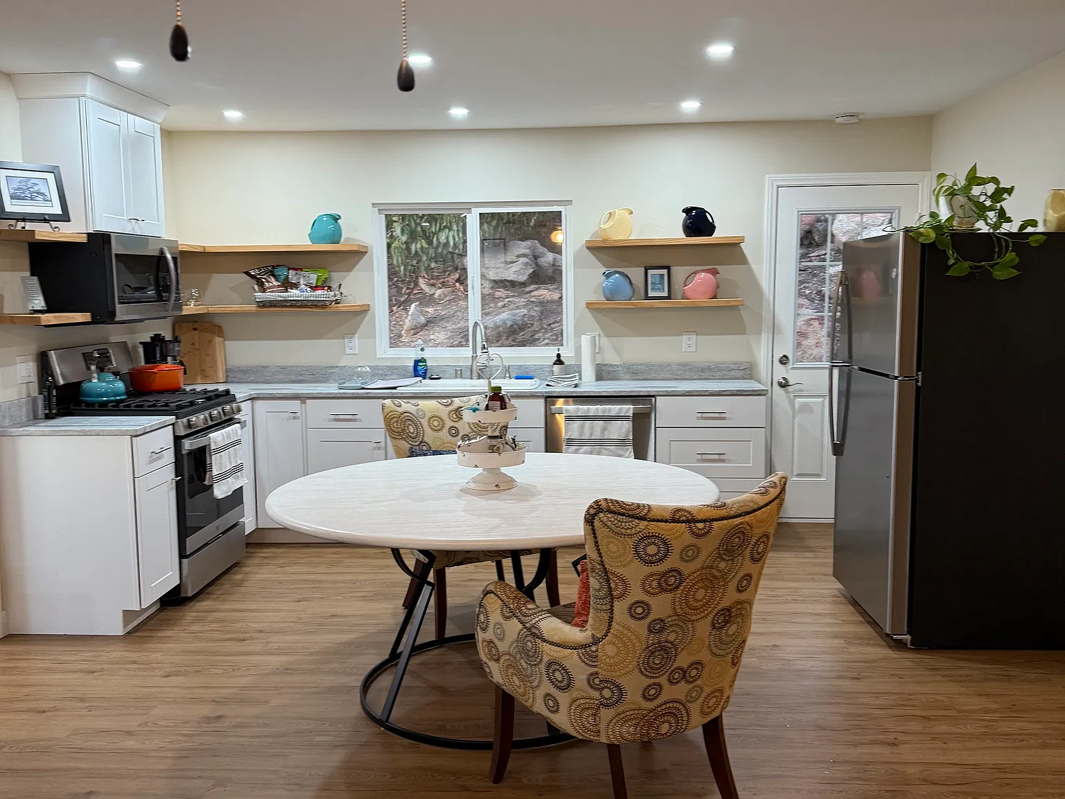 1 bed, 800 sqft, $2,300 — Photo 4