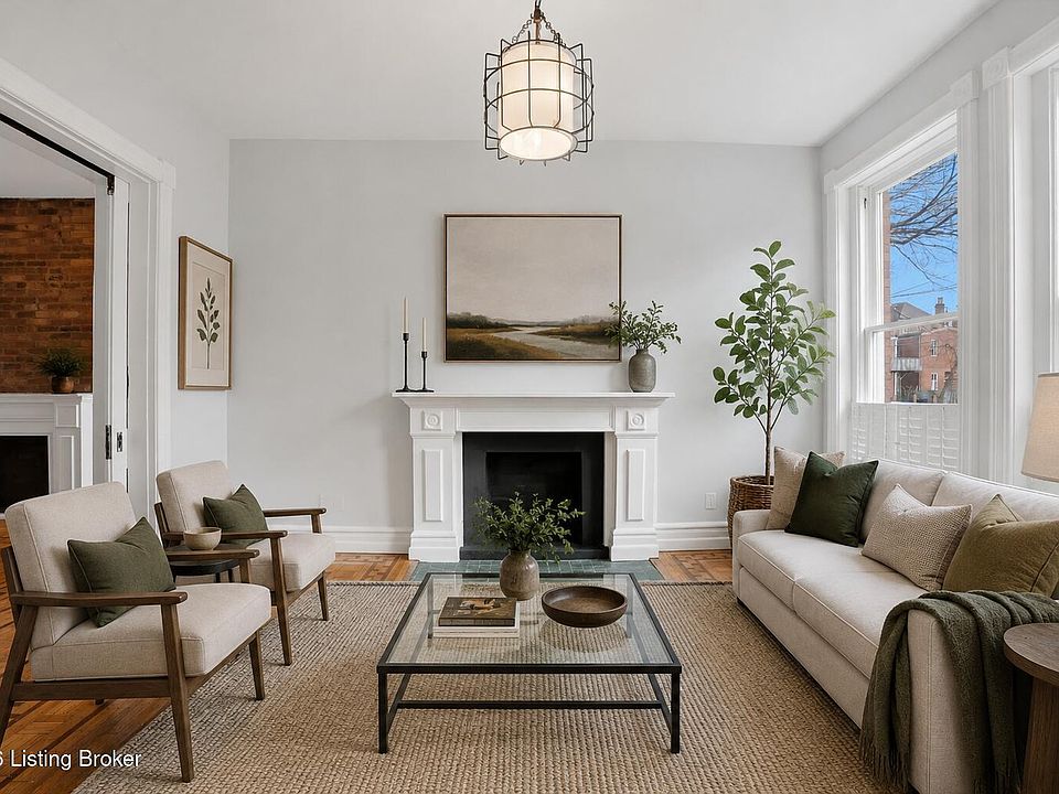 1st image of 115 E Ormsby Ave