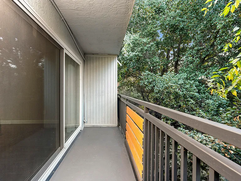 1435 Creekside Dr — Photo 21