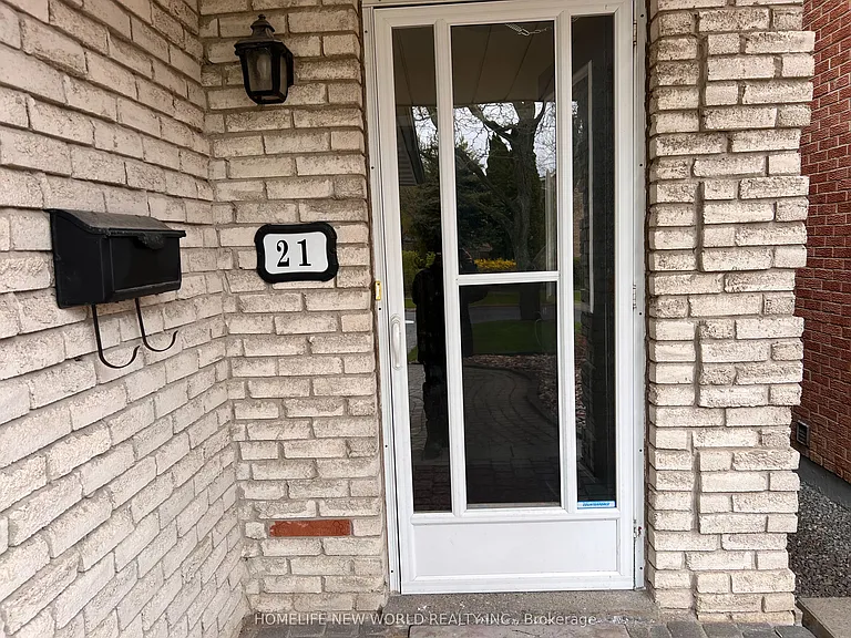 Delmark Blvd — Photo 24
