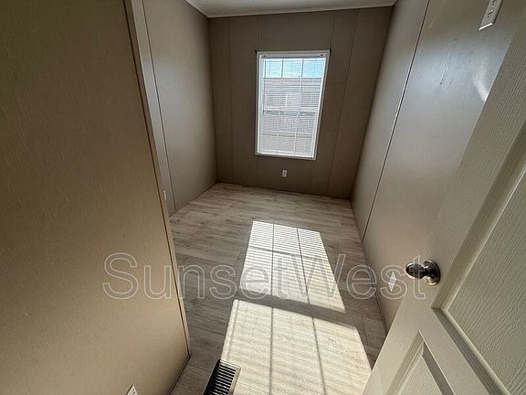 4th image of 305 W Tower Ln #West0305