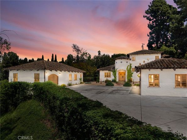 911 Laguna Rd, Fullerton, CA 92835
