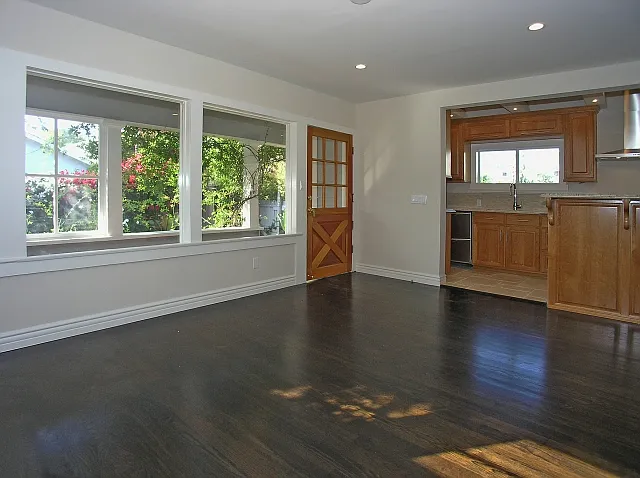 40 19th Ave — Photo 9