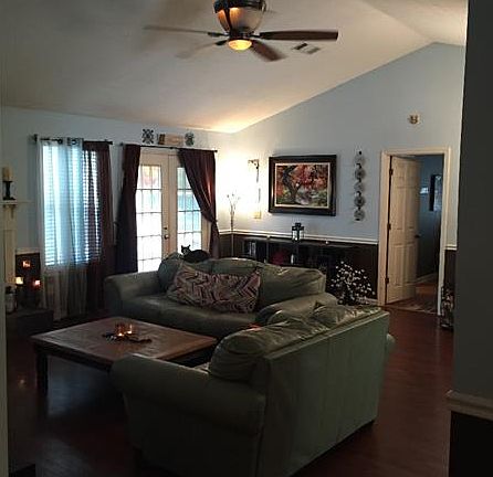 2nd image of 2395 Boone Ct