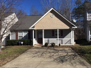 8209 Kings Creek Dr, Charlotte, NC 28273