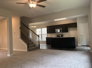 104 Canvas Ives Dr, Lawrenceville, GA 30045