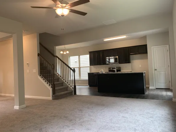 104 Canvas Ives Dr, Lawrenceville, GA 30045