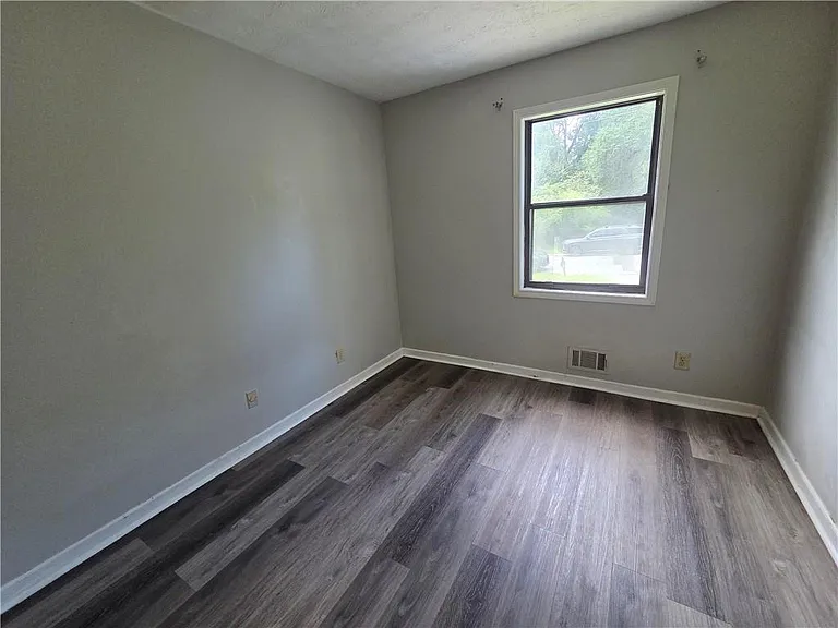 5034 Cherokee Ct — Photo 5