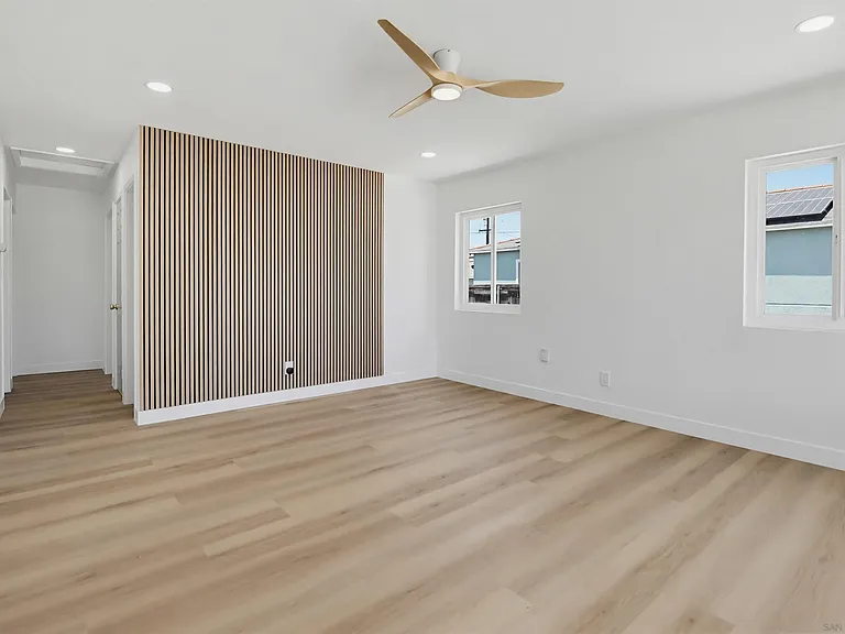 1038 Oaklawn Ave — Photo 6