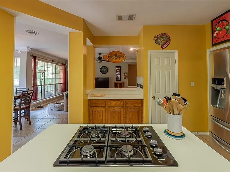 19313 Kennemer Dr — Photo 13