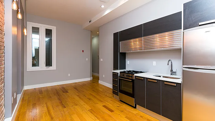 Rented by Nooklyn NYC LLC | media 1