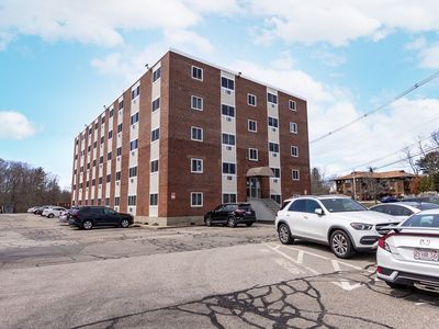 215 Winter St APT 3P, Weymouth, MA, 02188