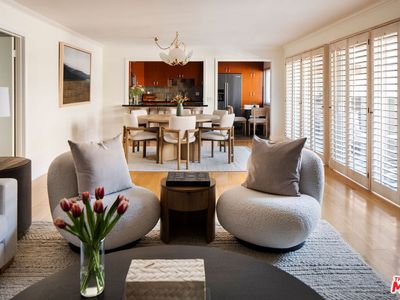 1121 N Olive Dr APT 201, West Hollywood, CA, 90069